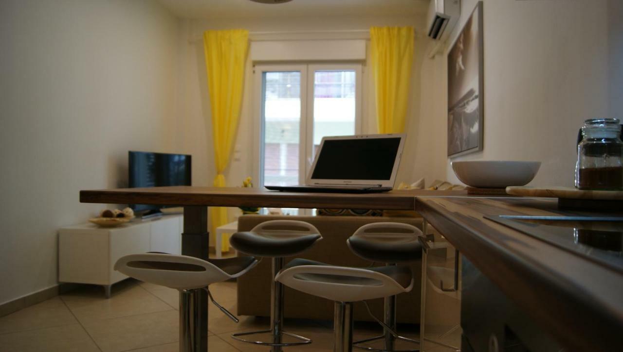Brand New Luxury Apartment Thessaloniki Buitenkant foto