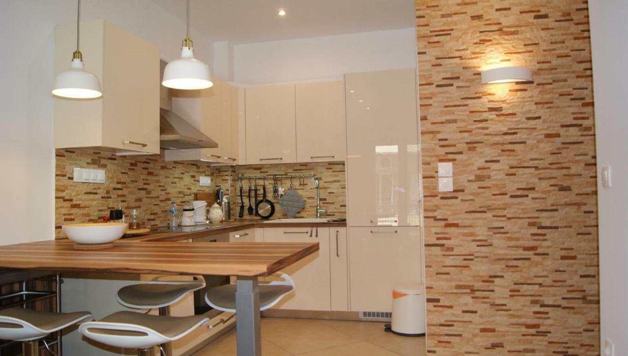 Brand New Luxury Apartment Thessaloniki Buitenkant foto