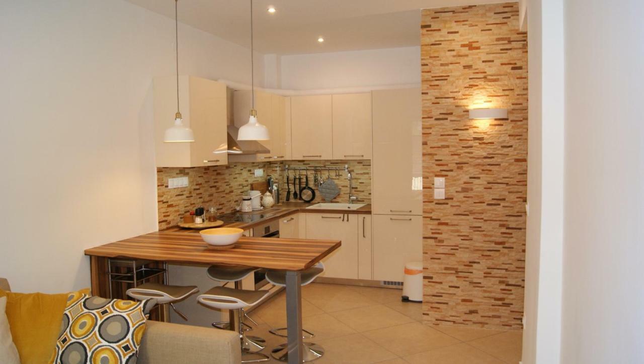 Brand New Luxury Apartment Thessaloniki Buitenkant foto